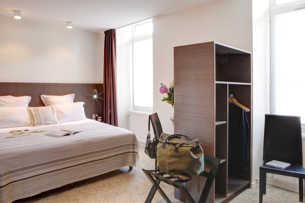 Hotel Le Benhuyc Binic Zimmer foto