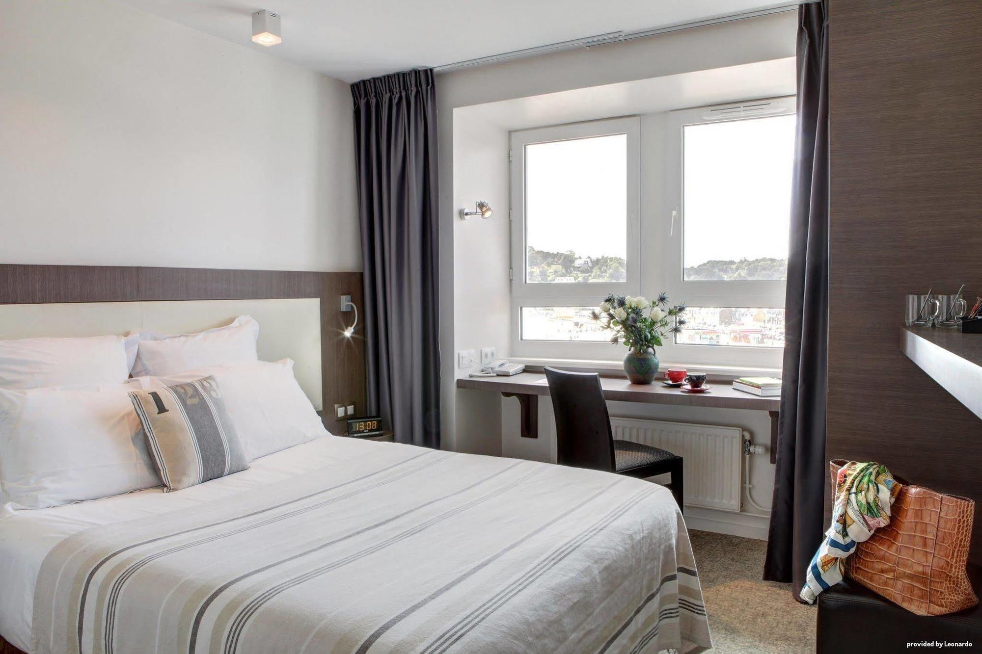 Hotel Le Benhuyc Binic Zimmer foto